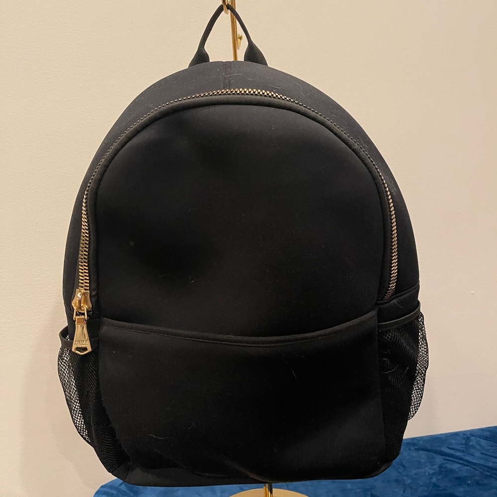 Neoprene backpack with laptop sleeve
